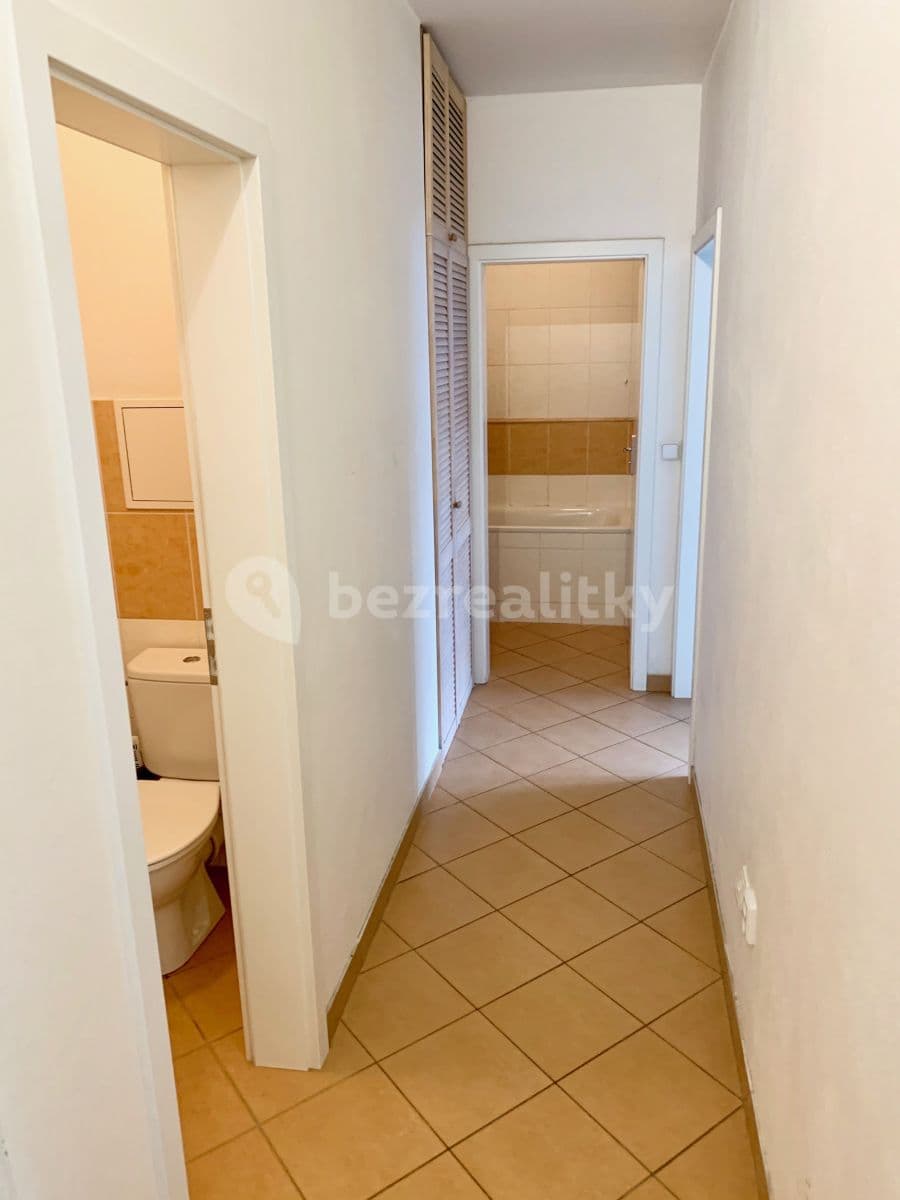 Prenájom bytu 2-izbový 62 m², Žateckých, Praha, Praha Prenájom bytu 2-izbový 62 m², Žateckých, Praha, Praha
