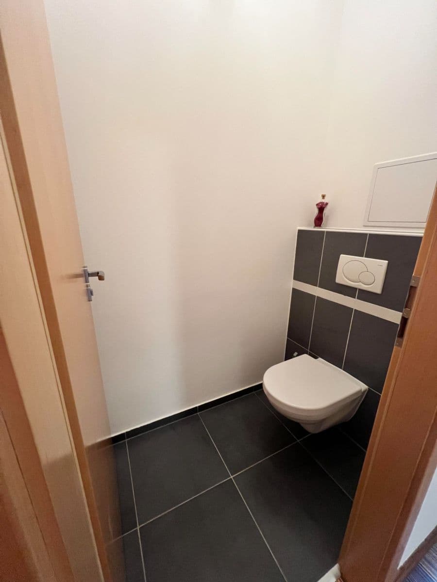 Prenájom bytu 2-izbový 61 m², Marty Krásové, Praha, Praha Prenájom bytu 2-izbový 61 m², Marty Krásové, Praha, Praha