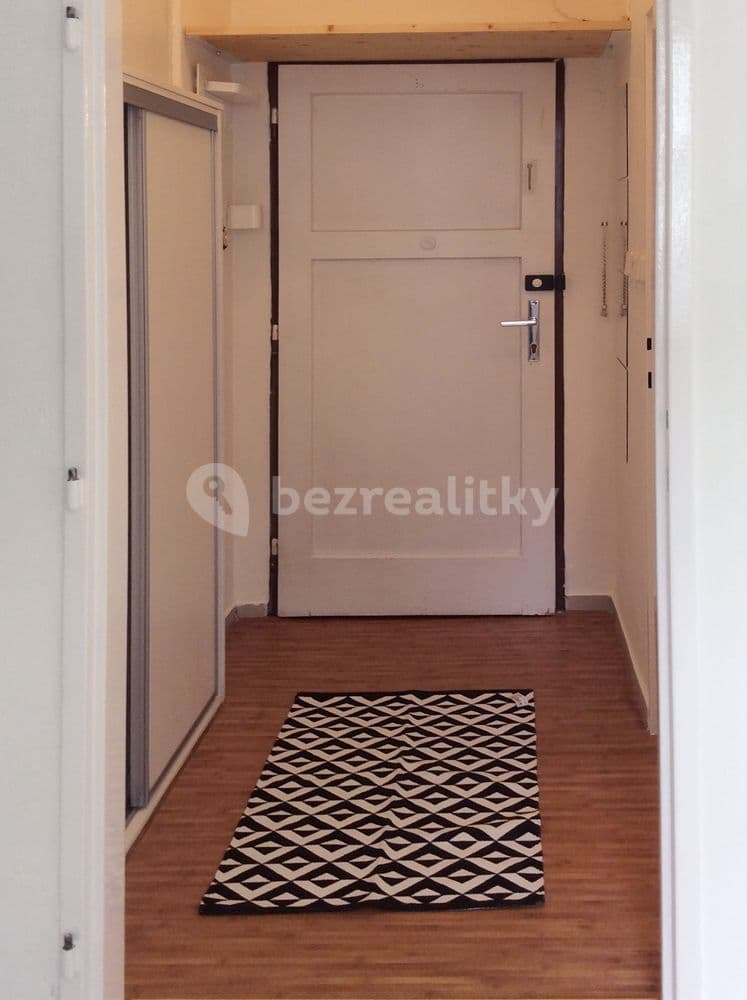 Prenájom bytu Garsoniéra 20 m², Počátecká, Praha, Praha Prenájom bytu Garsoniéra 20 m², Počátecká, Praha, Praha