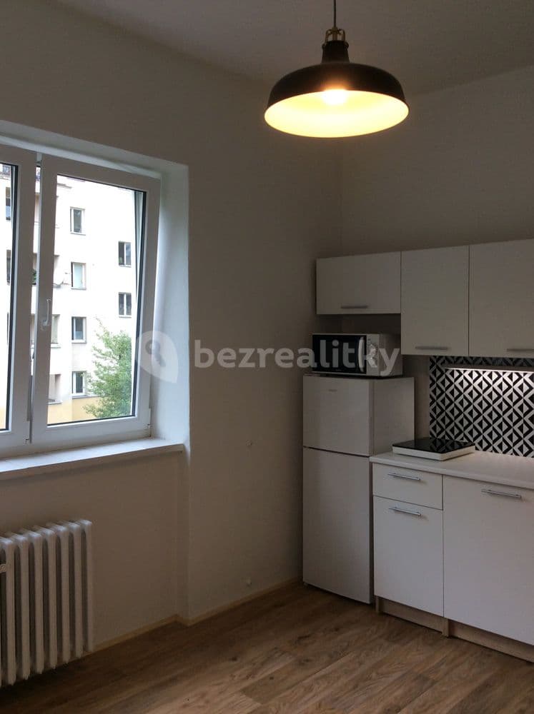 Prenájom bytu Garsoniéra 20 m², Počátecká, Praha, Praha Prenájom bytu Garsoniéra 20 m², Počátecká, Praha, Praha