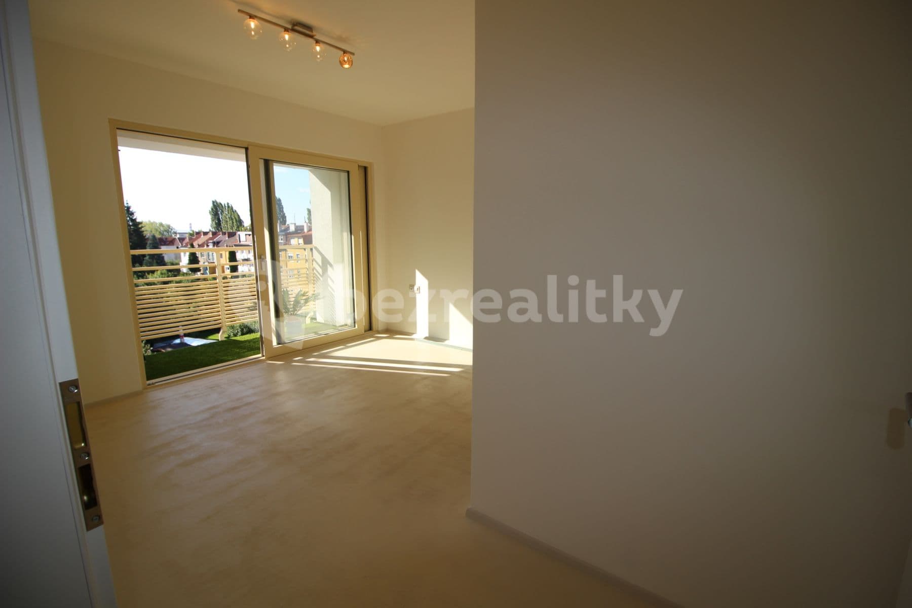 Prenájom bytu 3-izbový 81 m², Bendlova, Brno, Jihomoravský kraj Prenájom bytu 3-izbový 81 m², Bendlova, Brno, Jihomoravský kraj