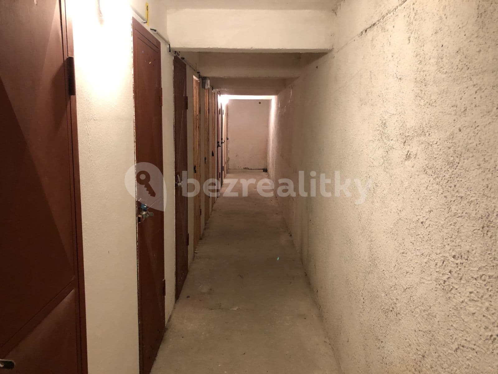 Prenájom bytu 1-izbový 48 m², Domažlická, Praha, Praha Prenájom bytu 1-izbový 48 m², Domažlická, Praha, Praha