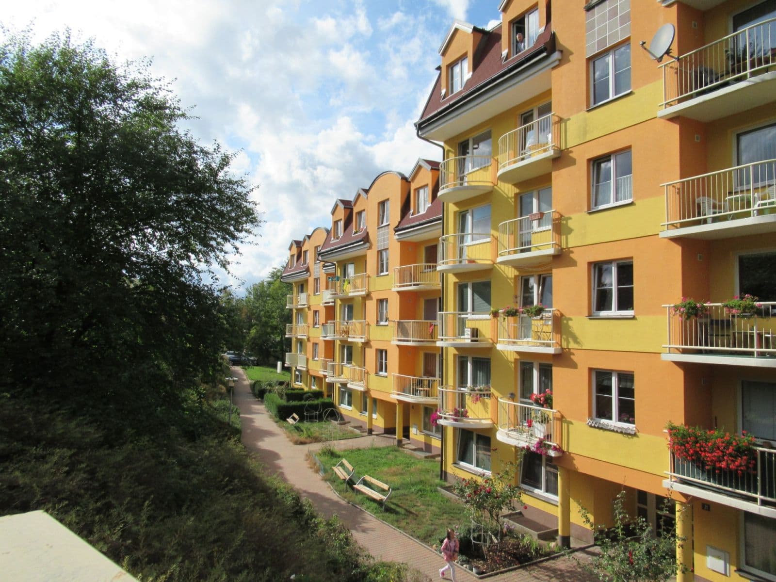 Prenájom bytu 1-izbový 38 m², Stará Kysibelská, Karlovy Vary, Karlovarský kraj Prenájom bytu 1-izbový 38 m², Stará Kysibelská, Karlovy Vary, Karlovarský kraj