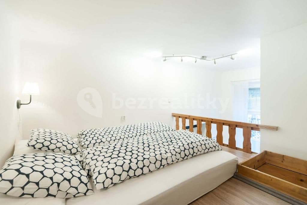 Prenájom bytu Garsoniéra 18 m², U Zvonařky, Praha, Praha Prenájom bytu Garsoniéra 18 m², U Zvonařky, Praha, Praha