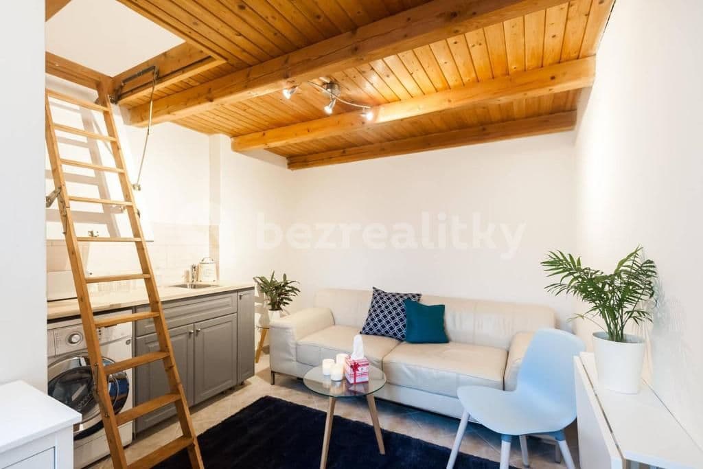 Prenájom bytu Garsoniéra 18 m², U Zvonařky, Praha, Praha Prenájom bytu Garsoniéra 18 m², U Zvonařky, Praha, Praha