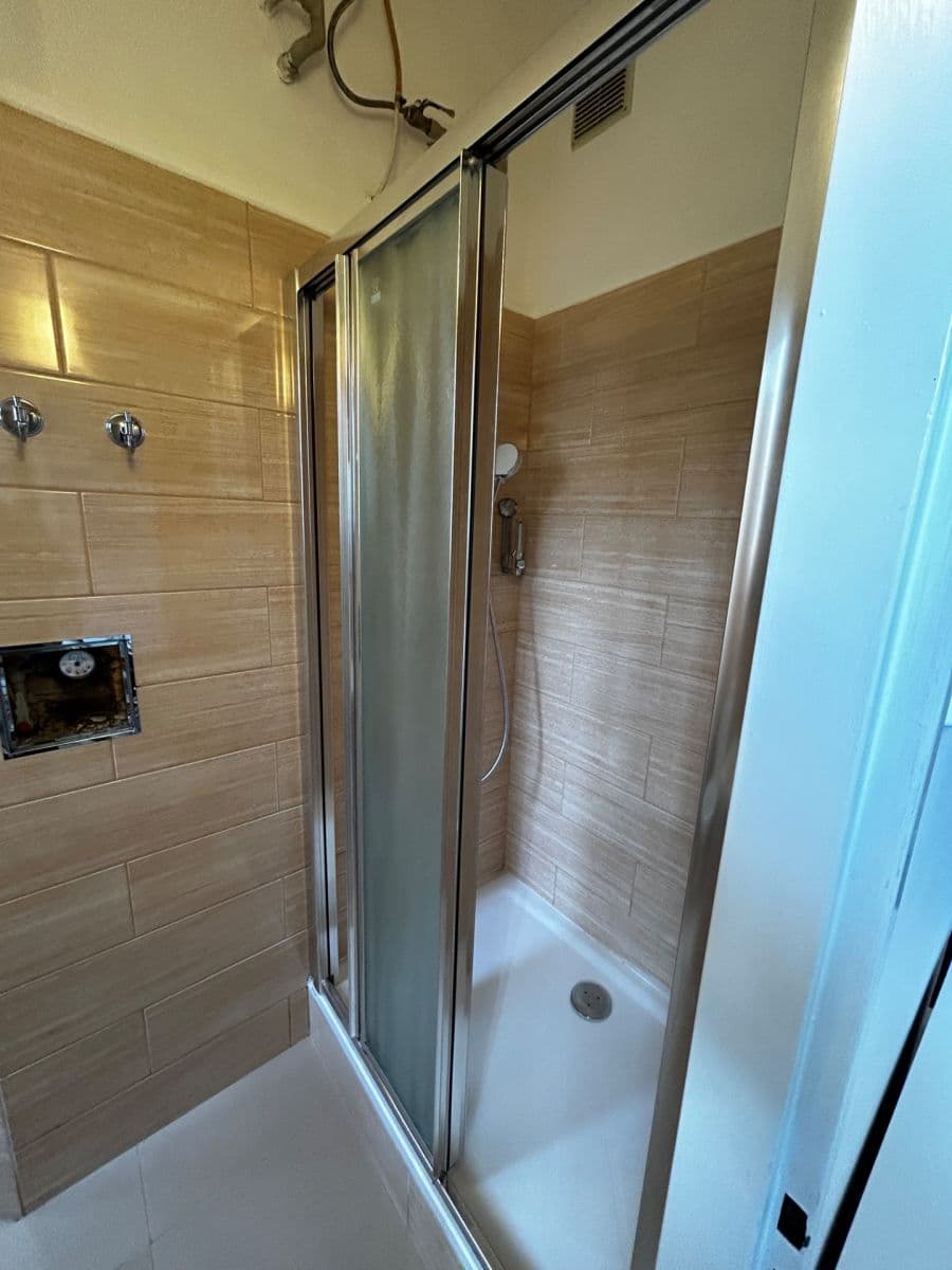 Prenájom bytu Garsoniéra 18 m², U Zvonařky, Praha, Praha Prenájom bytu Garsoniéra 18 m², U Zvonařky, Praha, Praha