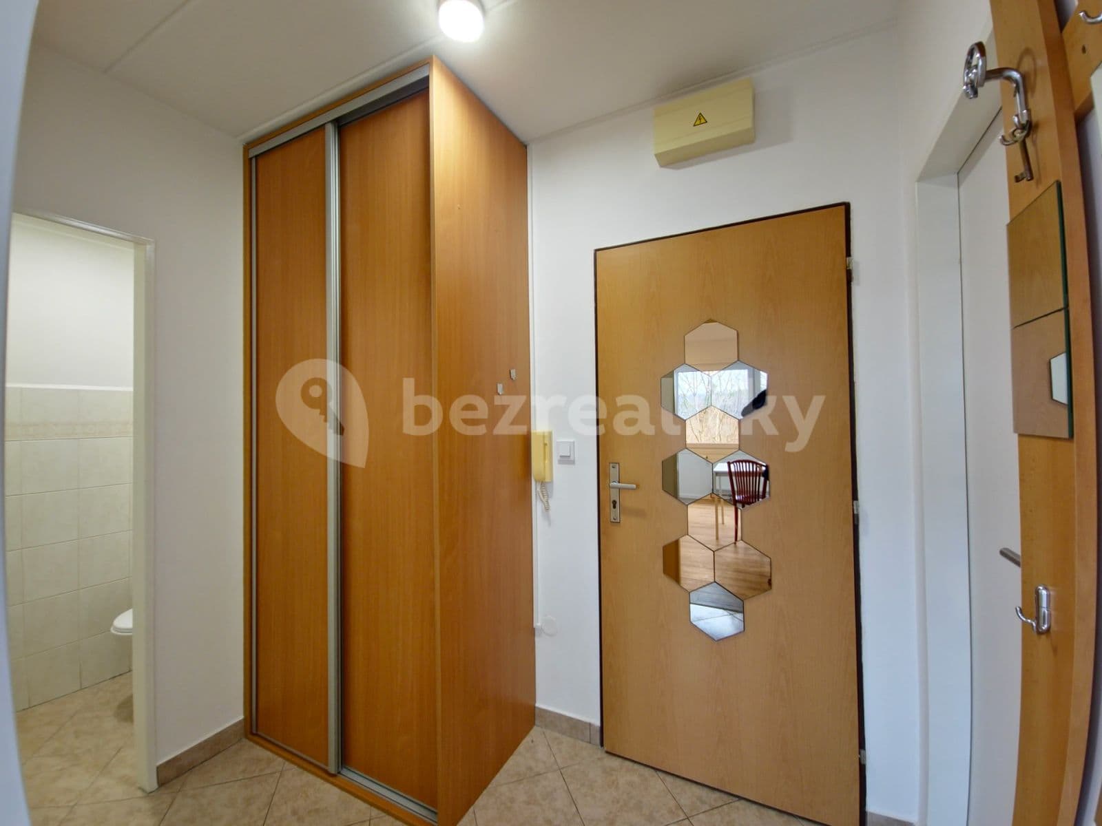 Prenájom bytu 1-izbový 34 m², Houdova, Praha, Praha Prenájom bytu 1-izbový 34 m², Houdova, Praha, Praha