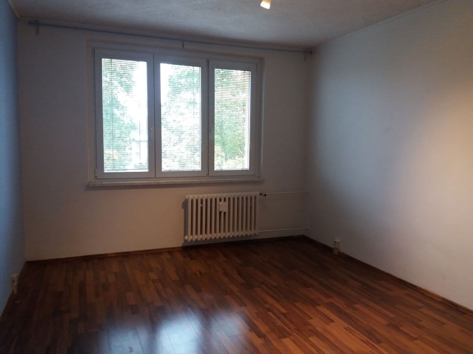 Prenájom bytu 2-izbový 57 m², Dukelská, Čelákovice, Středočeský kraj Prenájom bytu 2-izbový 57 m², Dukelská, Čelákovice, Středočeský kraj