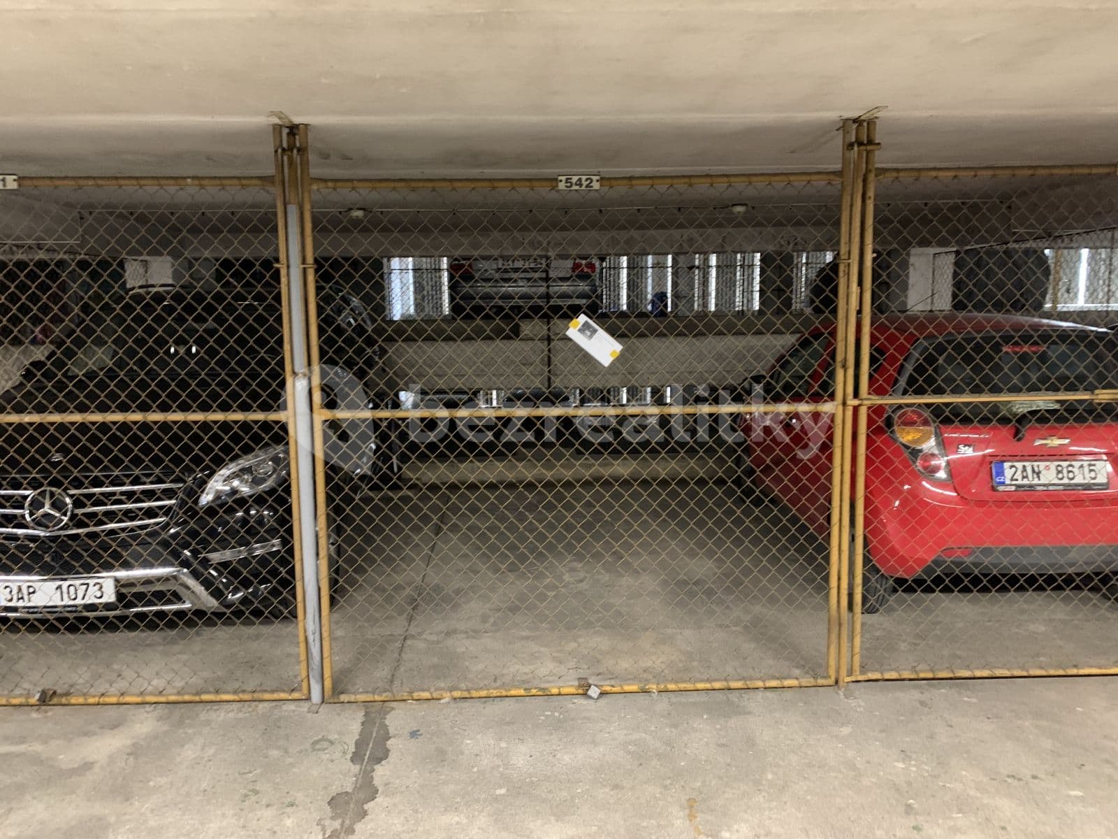 Prenájom garáže 14 m², Milevská, Praha, Praha Prenájom garáže 14 m², Milevská, Praha, Praha