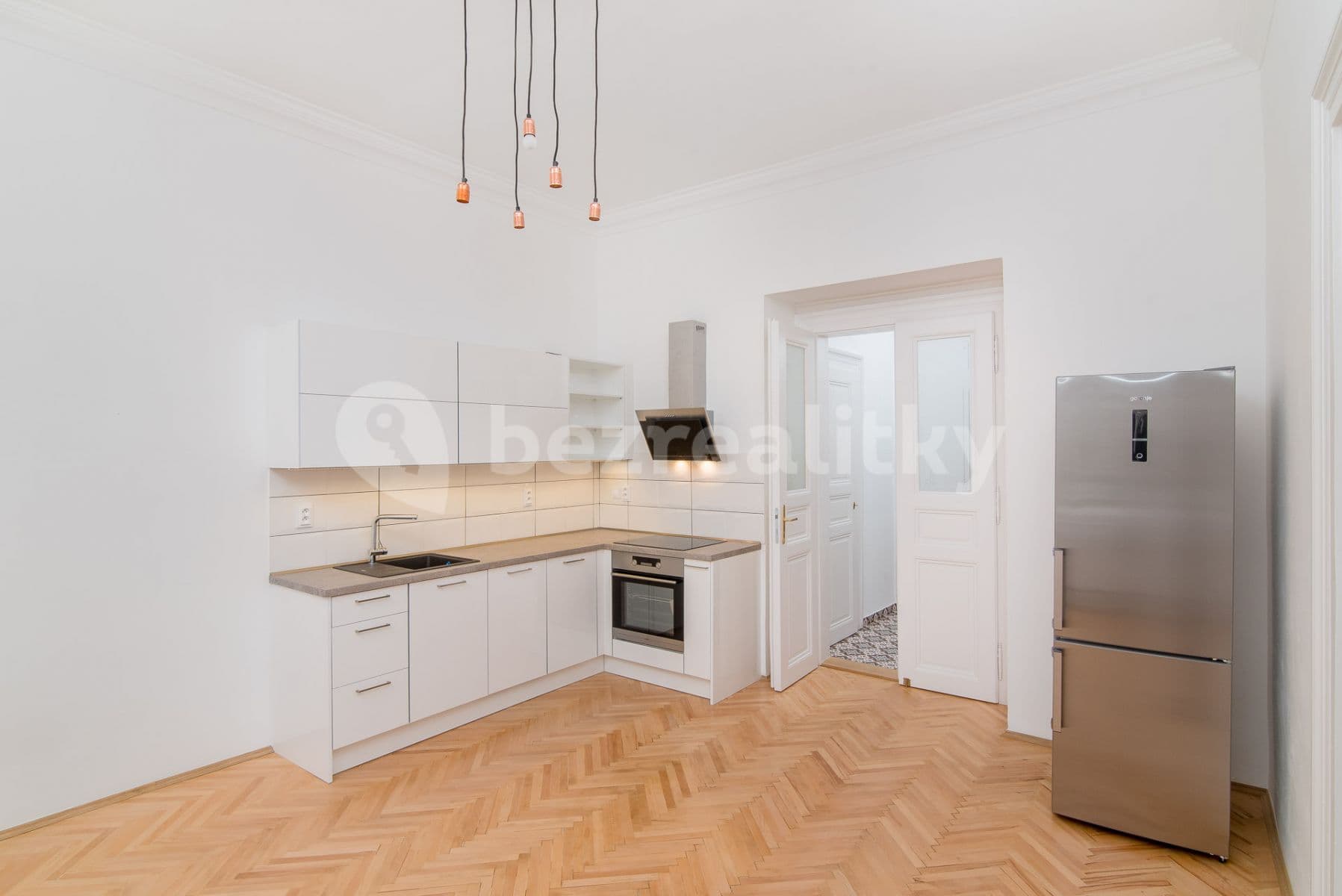 Prenájom bytu 2-izbový 50 m², Wenzigova, Praha, Praha Prenájom bytu 2-izbový 50 m², Wenzigova, Praha, Praha