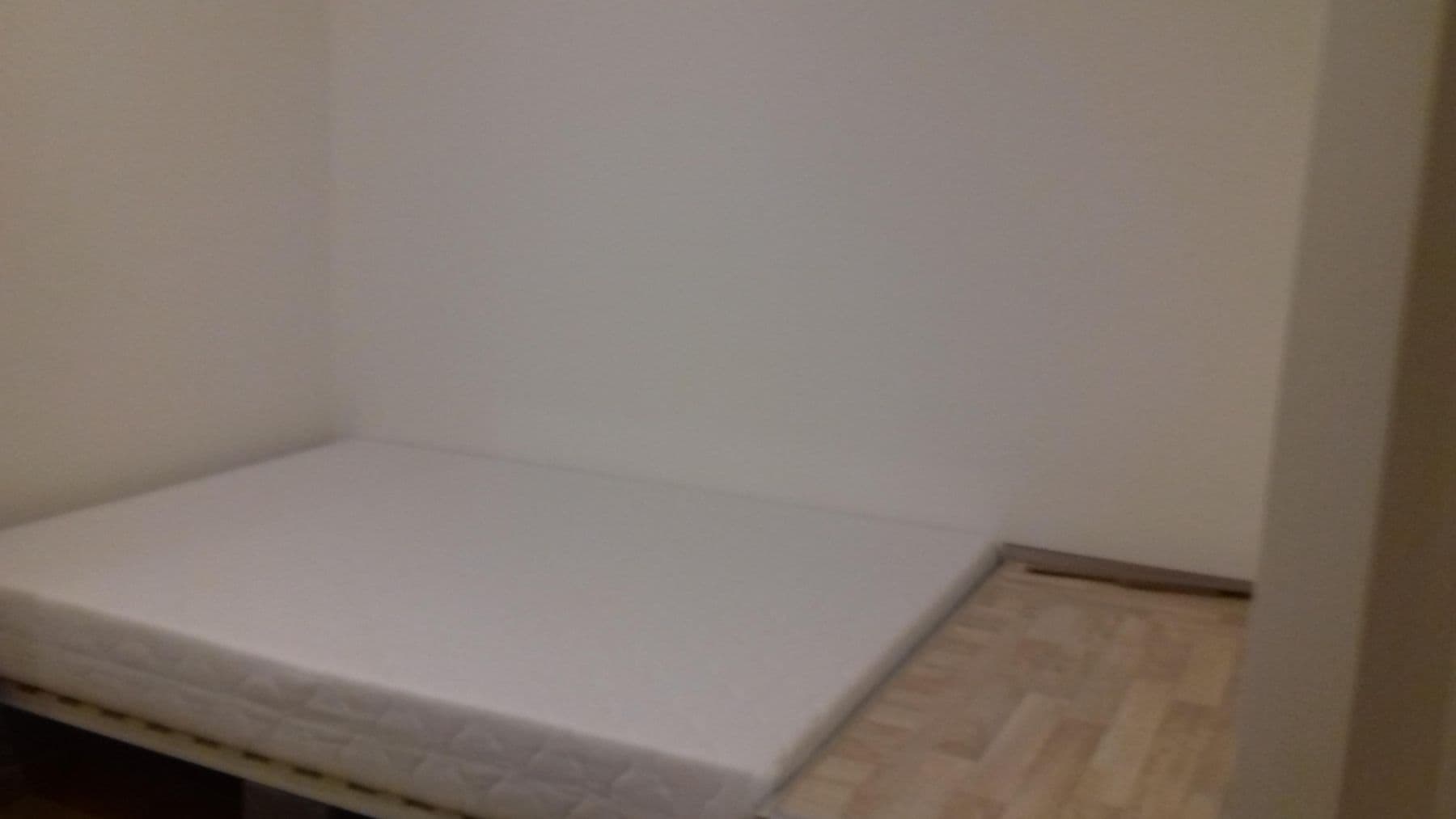 Prenájom bytu 2-izbový 47 m², Sdružení, Praha, Praha Prenájom bytu 2-izbový 47 m², Sdružení, Praha, Praha