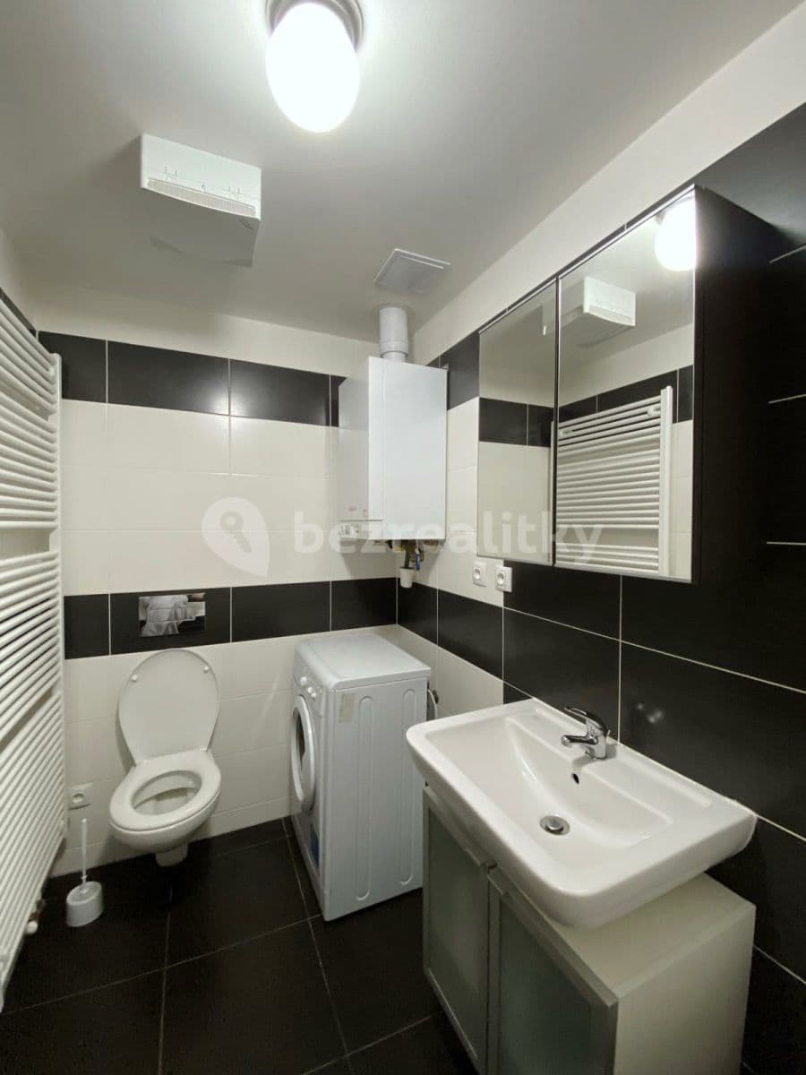 Prenájom bytu 2-izbový 52 m², Vrátenská, Praha, Praha Prenájom bytu 2-izbový 52 m², Vrátenská, Praha, Praha