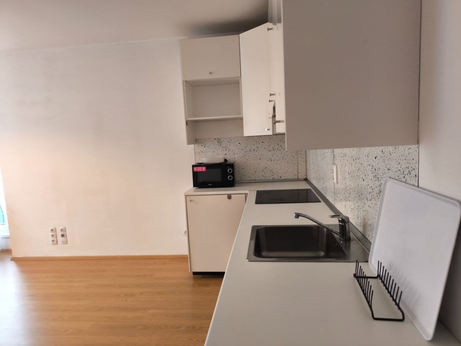 Prenájom bytu 2-izbový 52 m², Vrátenská, Praha, Praha Prenájom bytu 2-izbový 52 m², Vrátenská, Praha, Praha