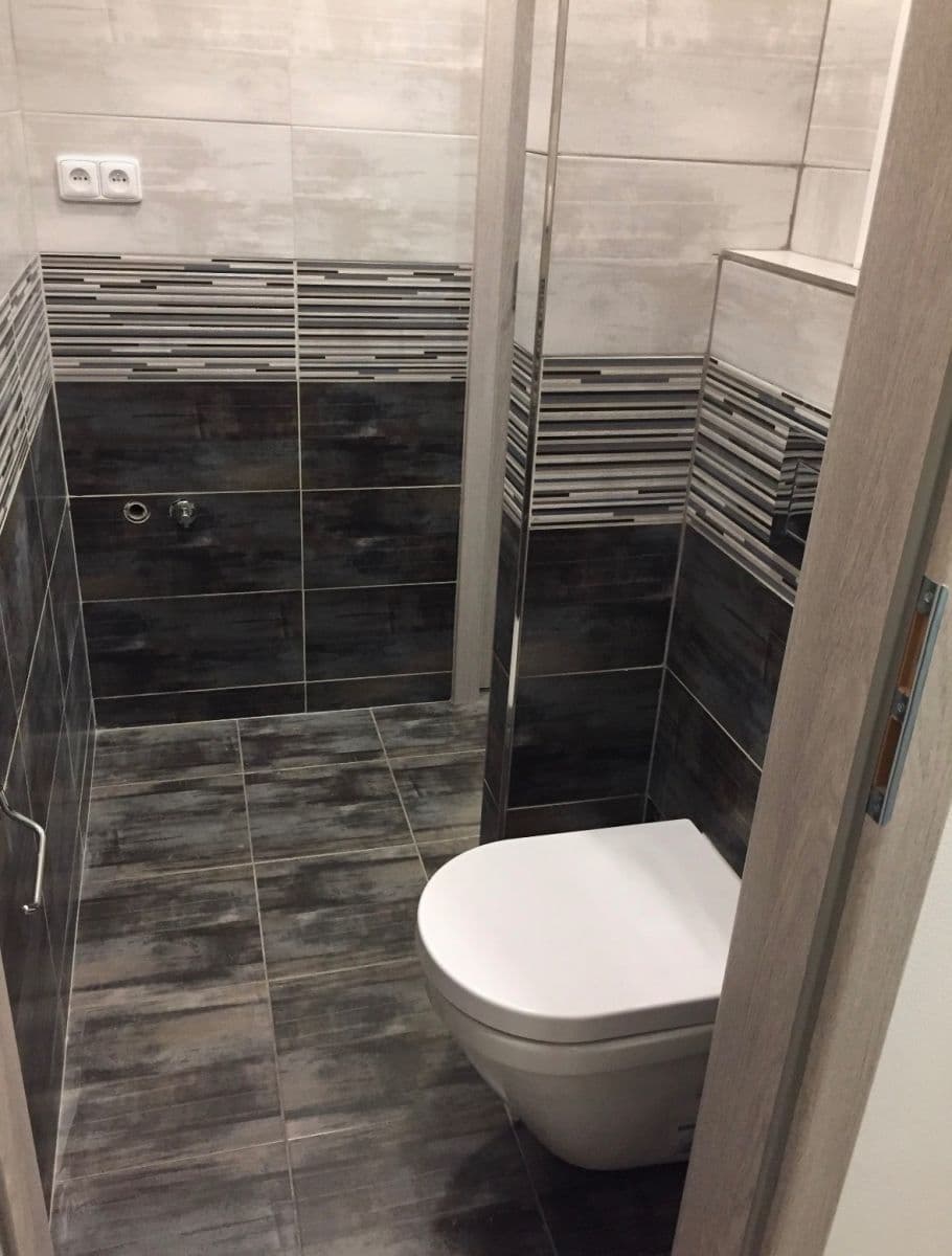 Prenájom bytu 2-izbový 48 m², Komenského náměstí, Říčany, Středočeský kraj Prenájom bytu 2-izbový 48 m², Komenského náměstí, Říčany, Středočeský kraj