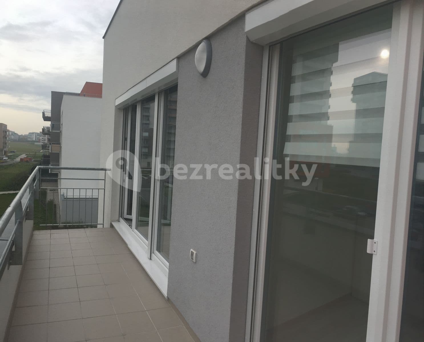 Prenájom bytu 2-izbový 51 m², Hlučkova, Praha, Praha Prenájom bytu 2-izbový 51 m², Hlučkova, Praha, Praha