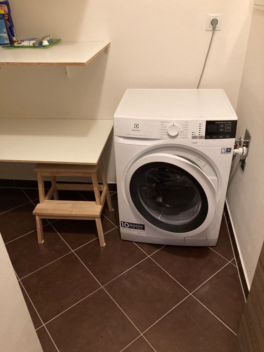 Prenájom bytu 2-izbový 51 m², Hlučkova, Praha, Praha Prenájom bytu 2-izbový 51 m², Hlučkova, Praha, Praha