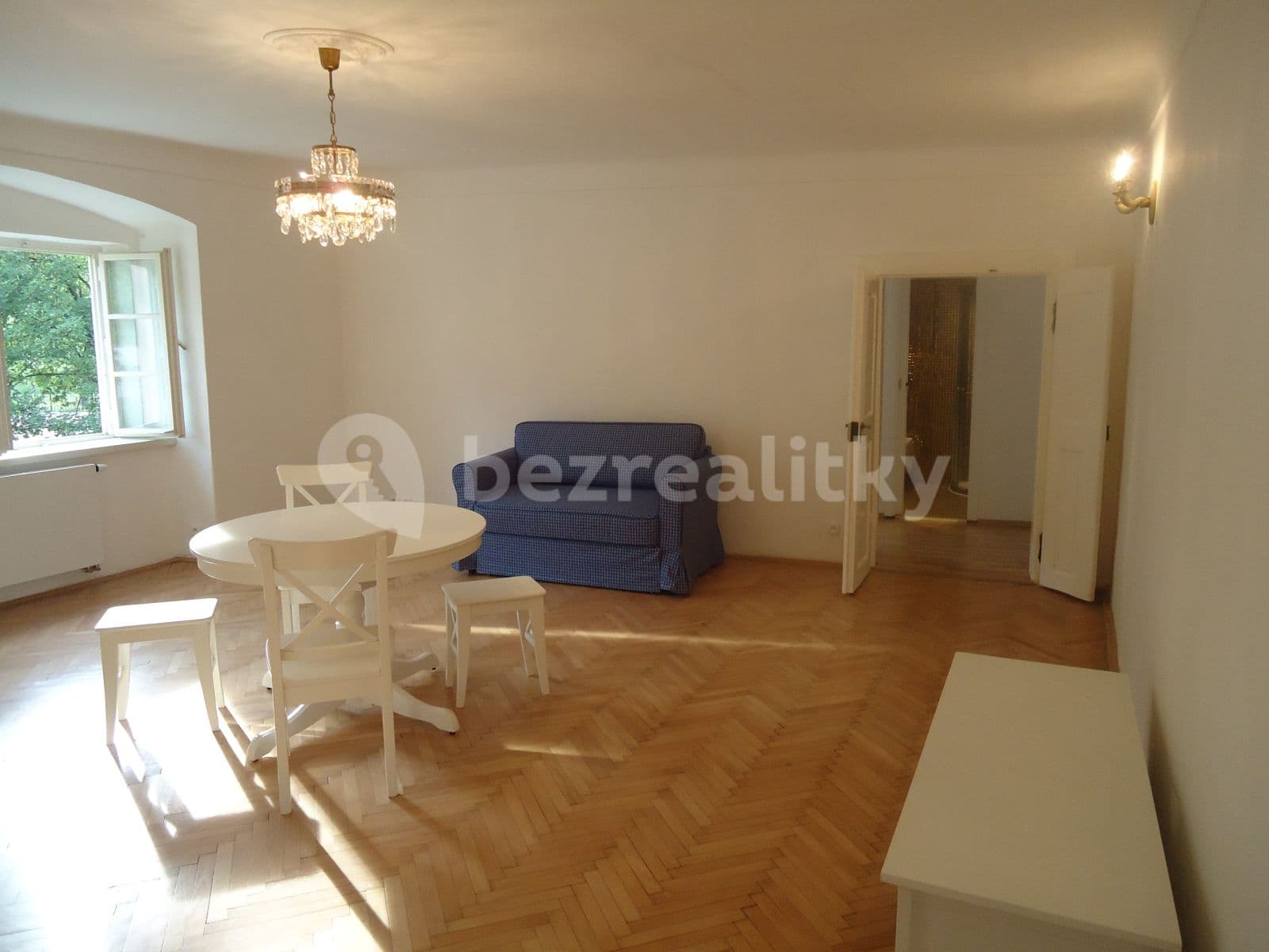 Prenájom bytu 2-izbový 47 m², Újezd, Praha, Praha Prenájom bytu 2-izbový 47 m², Újezd, Praha, Praha
