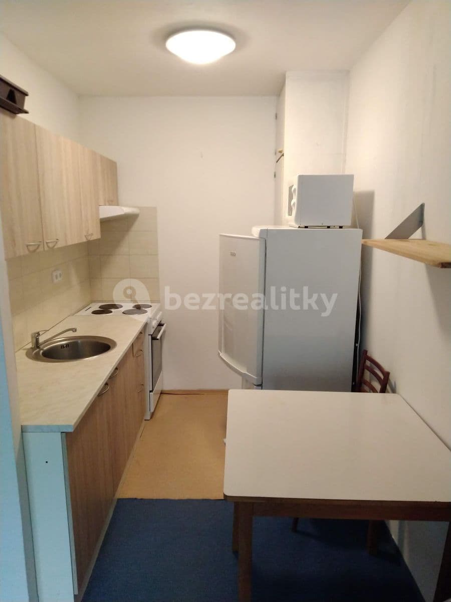 Prenájom bytu 2-izbový 40 m², Šmolíkova, Praha, Praha Prenájom bytu 2-izbový 40 m², Šmolíkova, Praha, Praha