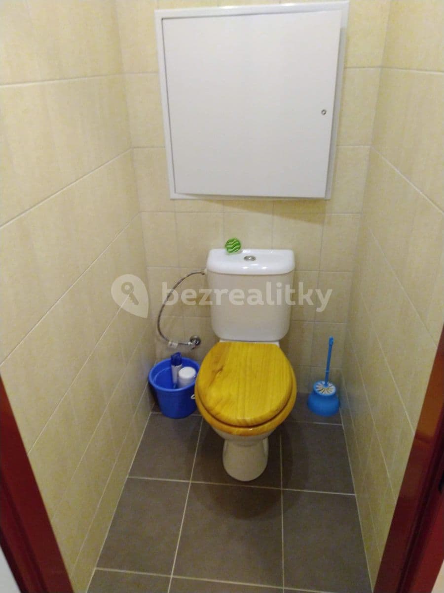 Prenájom bytu 2-izbový 40 m², Šmolíkova, Praha, Praha Prenájom bytu 2-izbový 40 m², Šmolíkova, Praha, Praha