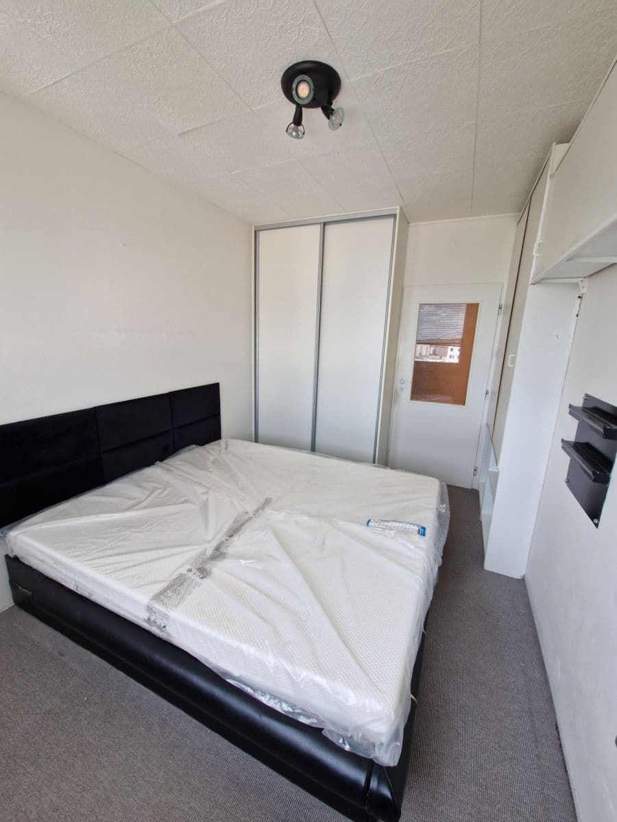 Prenájom bytu 2-izbový 45 m², Vašátkova, Praha, Praha Prenájom bytu 2-izbový 45 m², Vašátkova, Praha, Praha