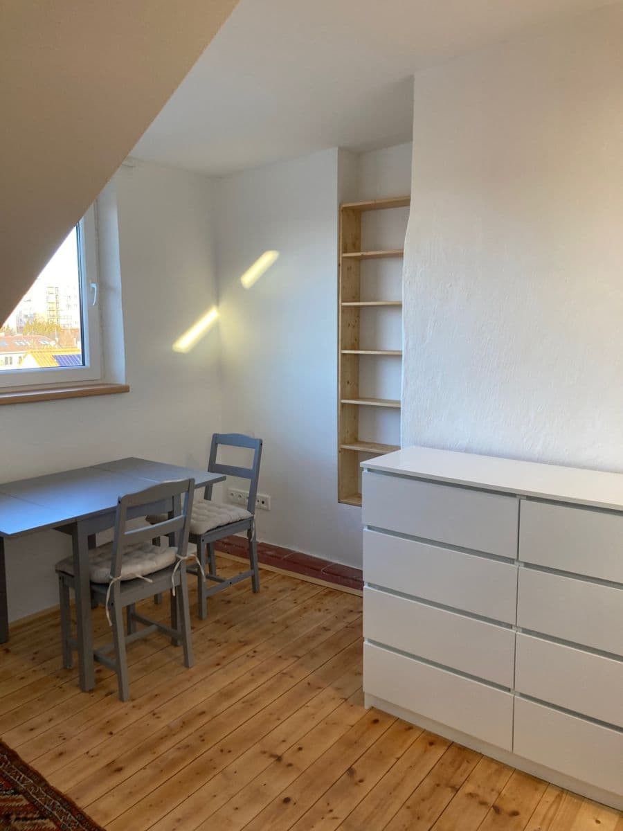 Prenájom bytu 1-izbový 35 m², Mikšovského, Praha, Praha Prenájom bytu 1-izbový 35 m², Mikšovského, Praha, Praha