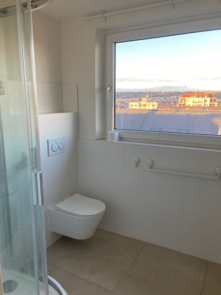 Prenájom bytu 1-izbový 35 m², Mikšovského, Praha, Praha Prenájom bytu 1-izbový 35 m², Mikšovského, Praha, Praha