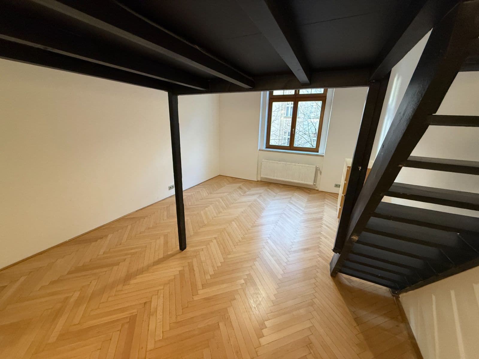 Prenájom bytu 2-izbový 84 m², Jaselská, Praha, Praha Prenájom bytu 2-izbový 84 m², Jaselská, Praha, Praha