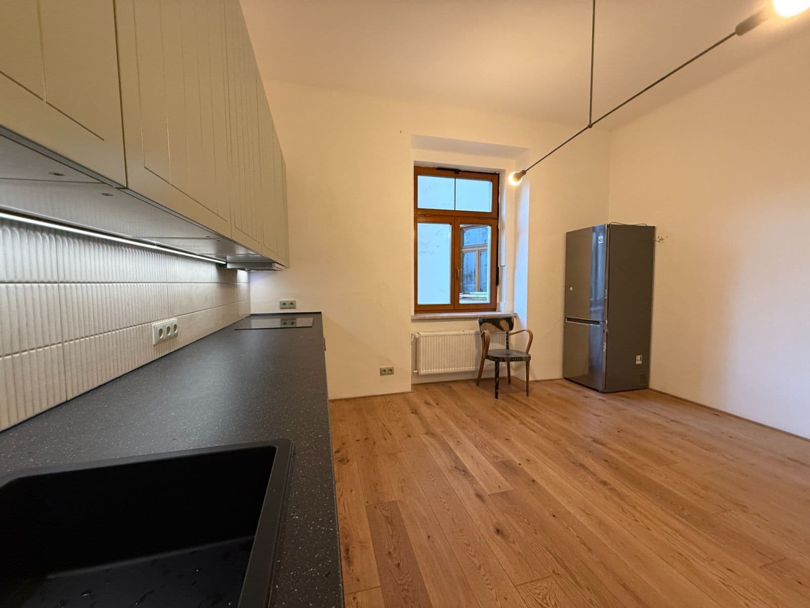 Prenájom bytu 2-izbový 84 m², Jaselská, Praha, Praha Prenájom bytu 2-izbový 84 m², Jaselská, Praha, Praha
