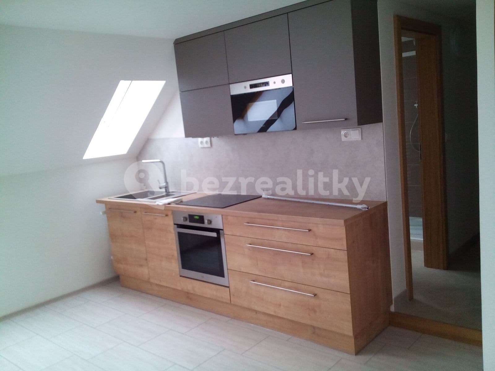 Prenájom bytu 2-izbový 55 m², Na kovárně, Brno, Jihomoravský kraj Prenájom bytu 2-izbový 55 m², Na kovárně, Brno, Jihomoravský kraj