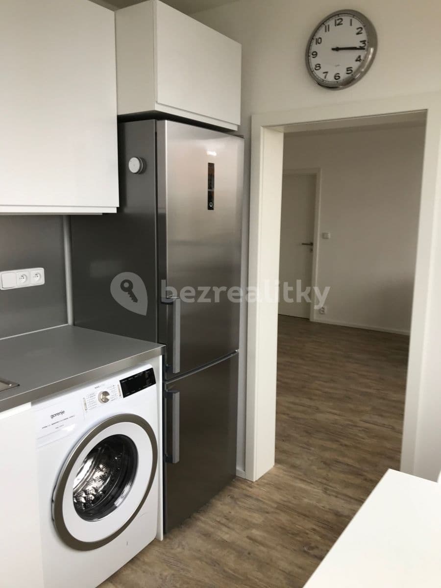 Prenájom bytu 3-izbový 60 m², Sulická, Praha, Praha Prenájom bytu 3-izbový 60 m², Sulická, Praha, Praha