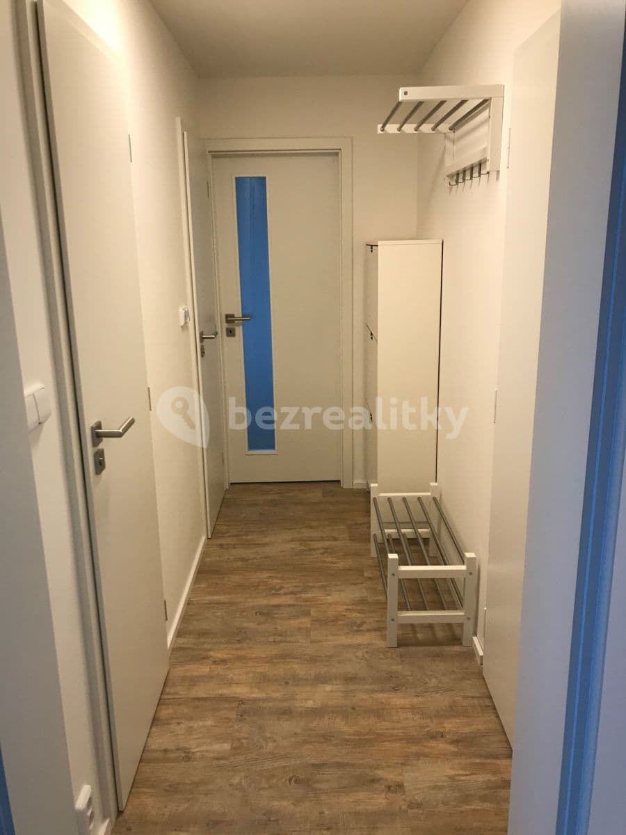 Prenájom bytu 3-izbový 60 m², Sulická, Praha, Praha Prenájom bytu 3-izbový 60 m², Sulická, Praha, Praha