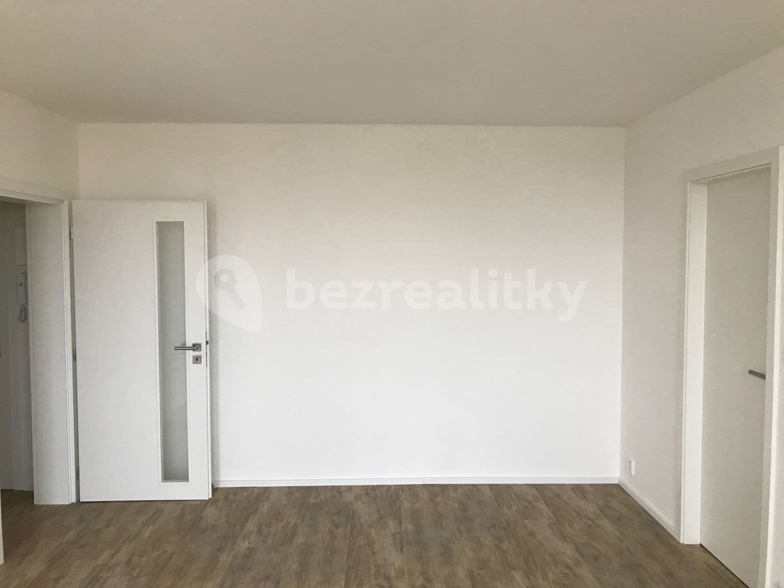 Prenájom bytu 3-izbový 60 m², Sulická, Praha, Praha Prenájom bytu 3-izbový 60 m², Sulická, Praha, Praha