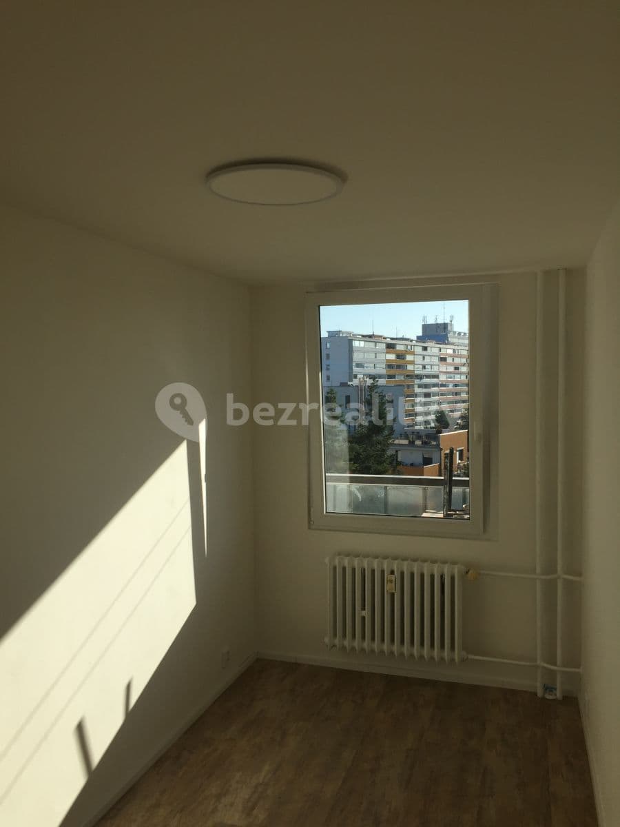 Prenájom bytu 3-izbový 60 m², Sulická, Praha, Praha Prenájom bytu 3-izbový 60 m², Sulická, Praha, Praha