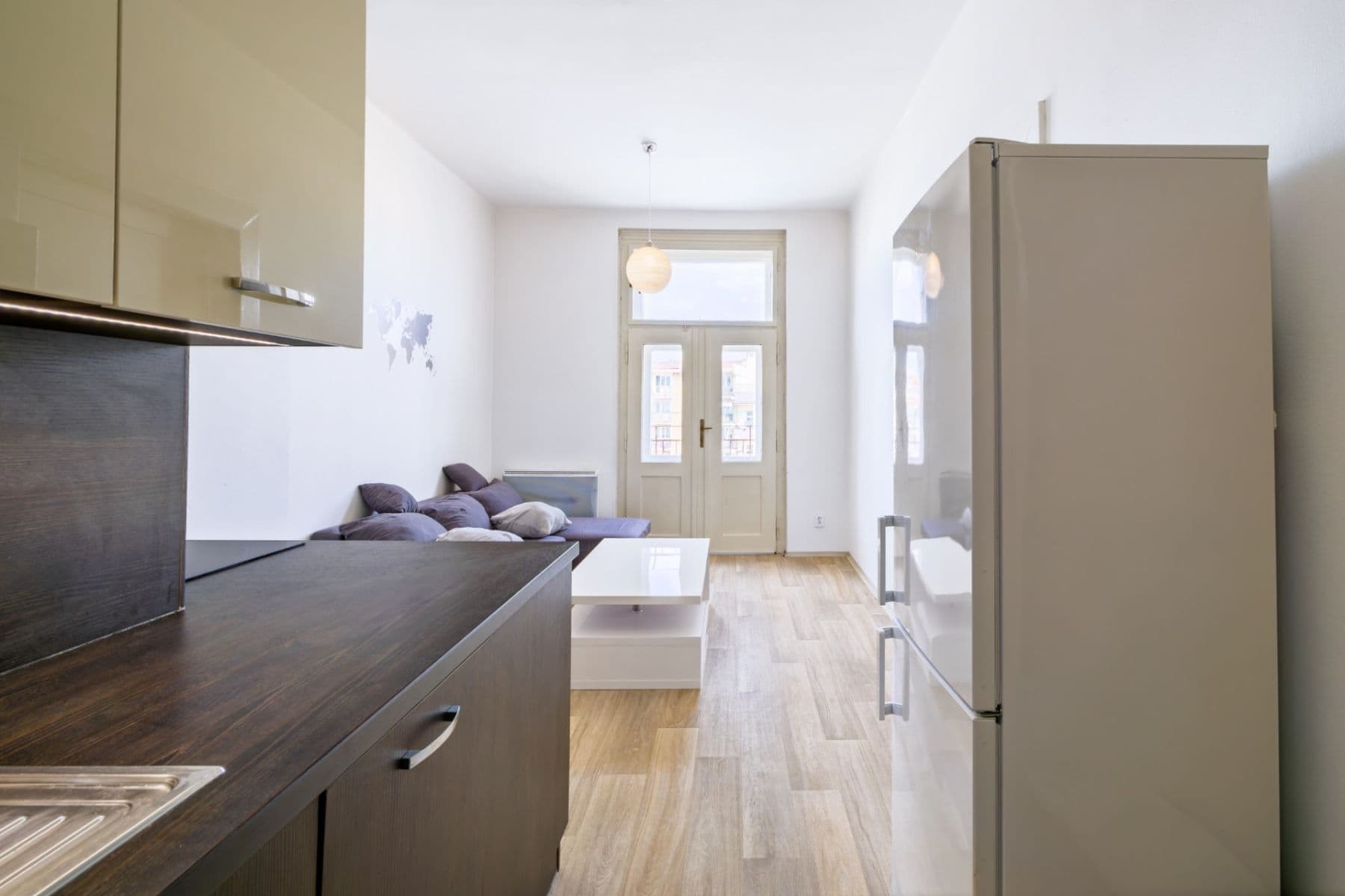 Prenájom bytu 1-izbový 48 m², Laubova, Praha, Praha Prenájom bytu 1-izbový 48 m², Laubova, Praha, Praha