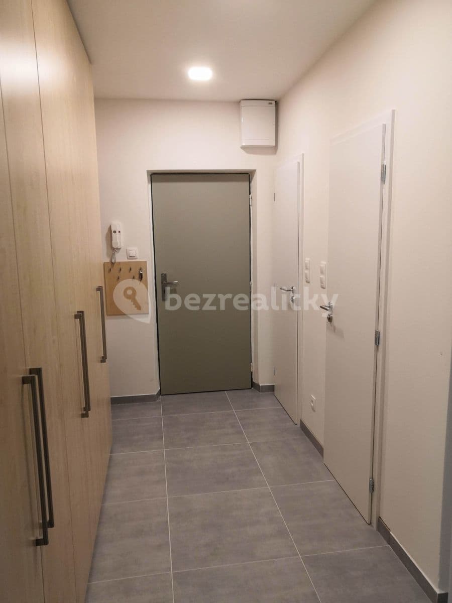 Prenájom bytu 2-izbový 54 m², Hvozdíková, Praha, Praha Prenájom bytu 2-izbový 54 m², Hvozdíková, Praha, Praha