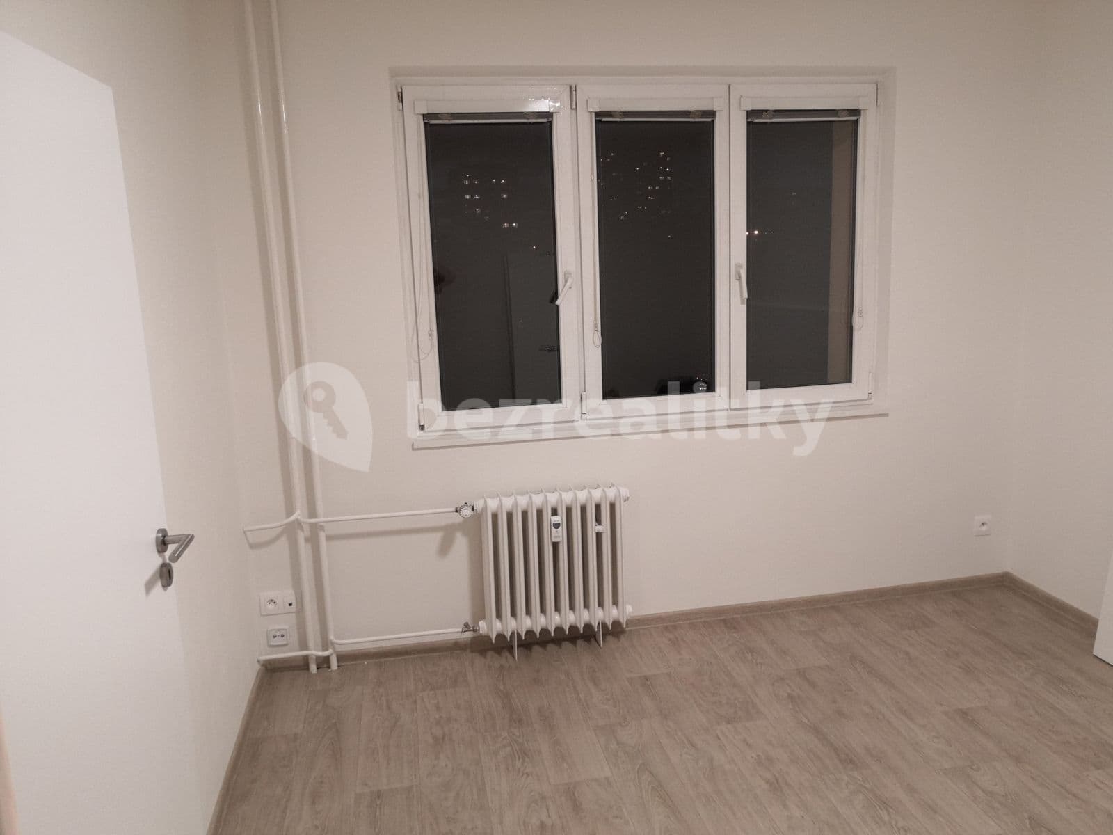 Prenájom bytu 2-izbový 54 m², Hvozdíková, Praha, Praha Prenájom bytu 2-izbový 54 m², Hvozdíková, Praha, Praha