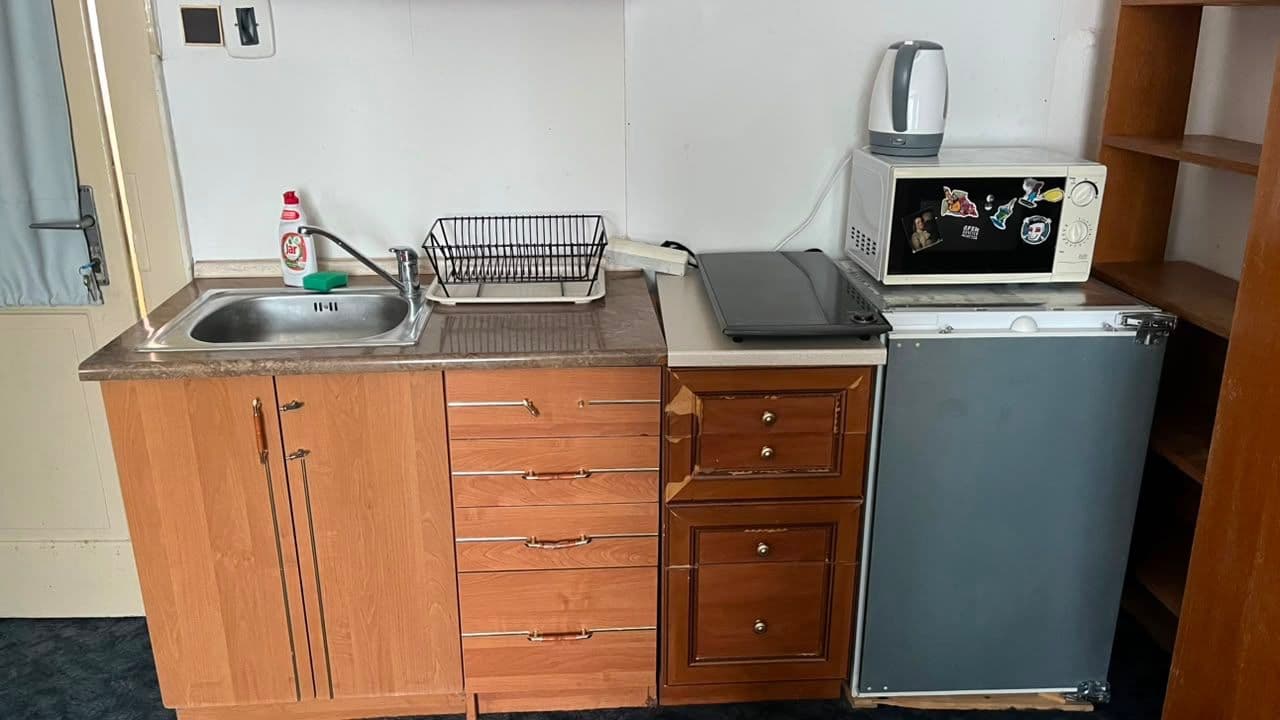 Prenájom bytu Garsoniéra 20 m², Buštěhradská, Praha, Praha Prenájom bytu Garsoniéra 20 m², Buštěhradská, Praha, Praha