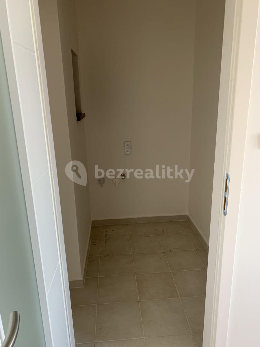 Prenájom bytu 4-izbový 126 m², Šmejkalova, Brno, Jihomoravský kraj Prenájom bytu 4-izbový 126 m², Šmejkalova, Brno, Jihomoravský kraj