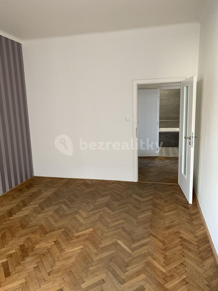 Prenájom bytu 4-izbový 126 m², Šmejkalova, Brno, Jihomoravský kraj Prenájom bytu 4-izbový 126 m², Šmejkalova, Brno, Jihomoravský kraj