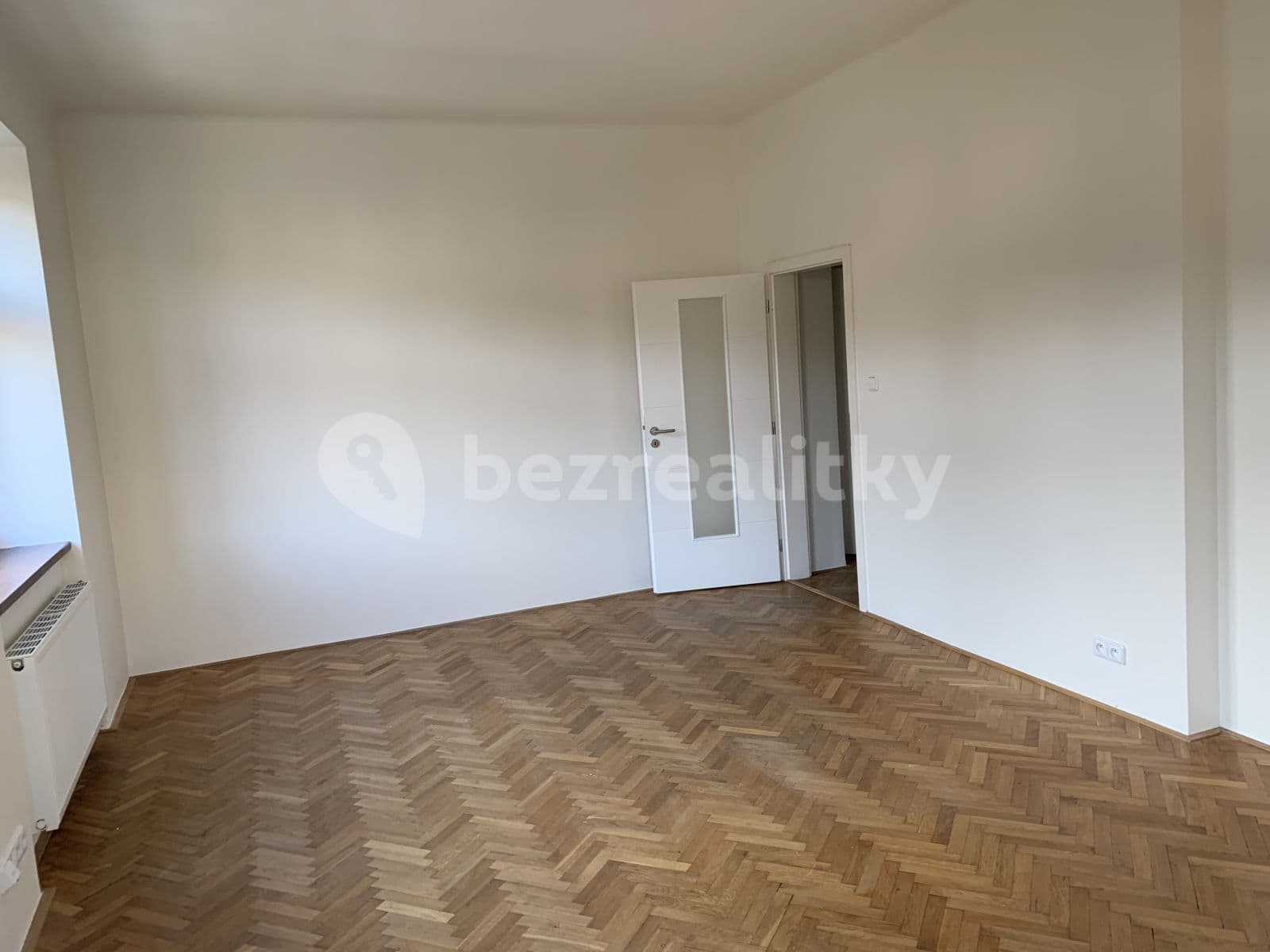 Prenájom bytu 4-izbový 126 m², Šmejkalova, Brno, Jihomoravský kraj Prenájom bytu 4-izbový 126 m², Šmejkalova, Brno, Jihomoravský kraj
