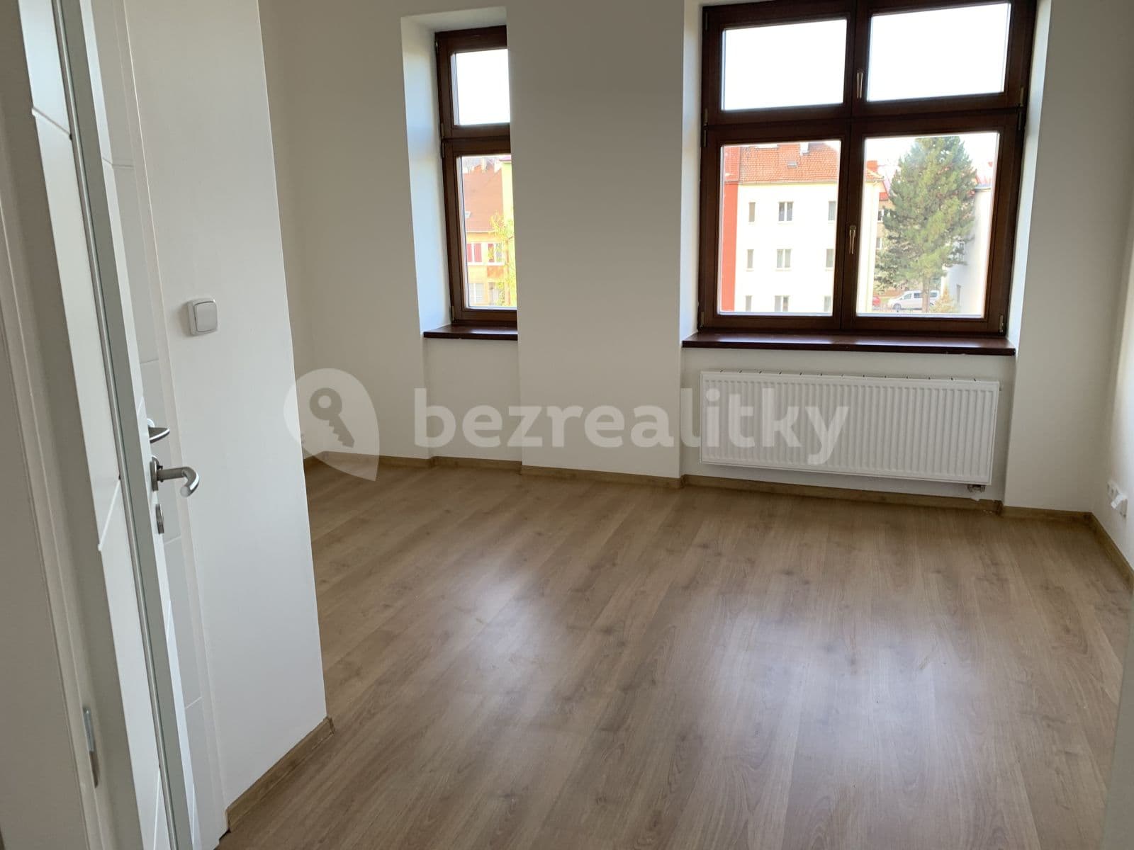 Prenájom bytu 4-izbový 126 m², Šmejkalova, Brno, Jihomoravský kraj Prenájom bytu 4-izbový 126 m², Šmejkalova, Brno, Jihomoravský kraj