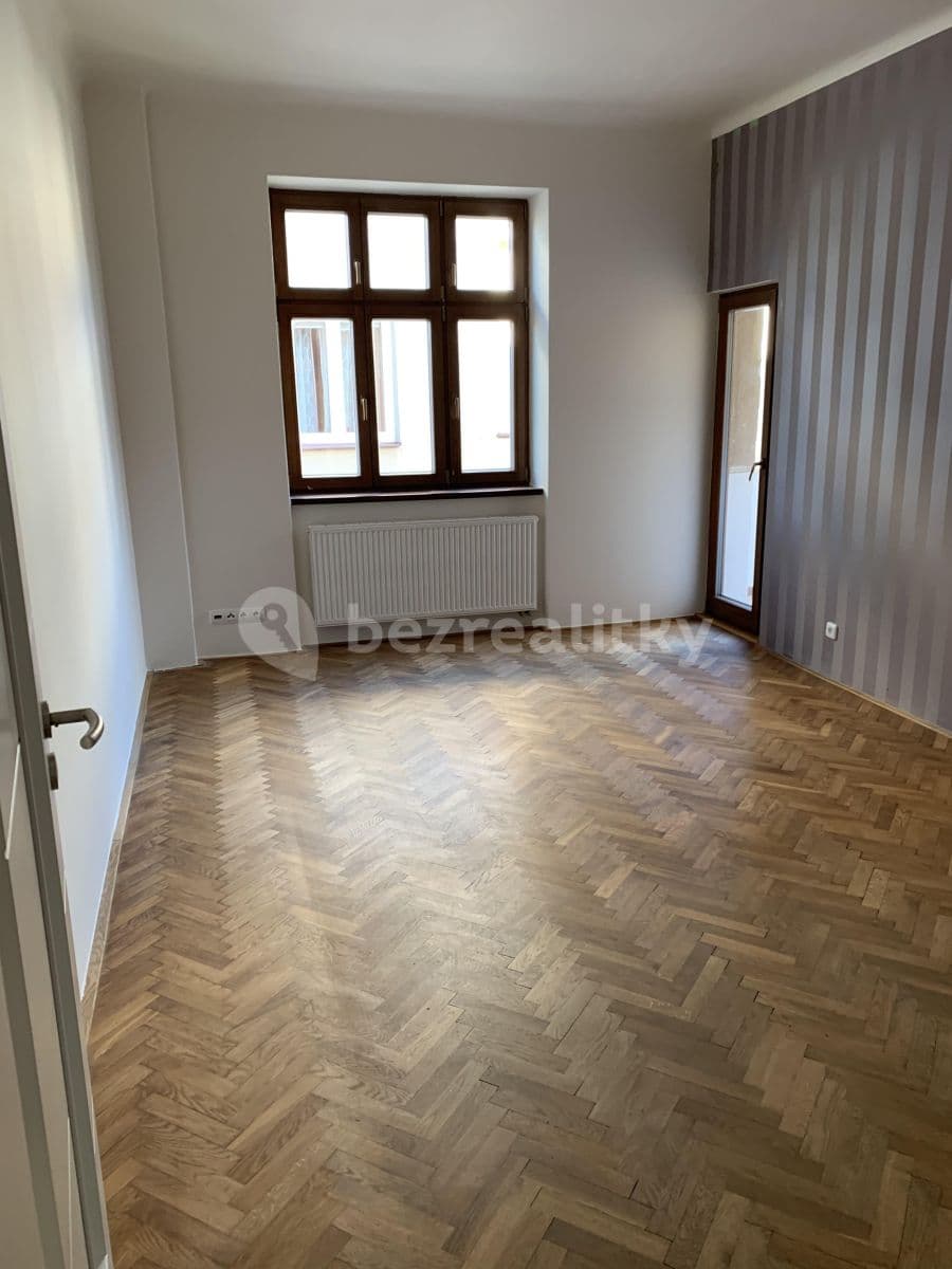 Prenájom bytu 4-izbový 126 m², Šmejkalova, Brno, Jihomoravský kraj Prenájom bytu 4-izbový 126 m², Šmejkalova, Brno, Jihomoravský kraj