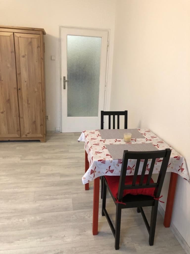 Prenájom bytu 1-izbový 35 m², Vršovická, Praha, Praha Prenájom bytu 1-izbový 35 m², Vršovická, Praha, Praha