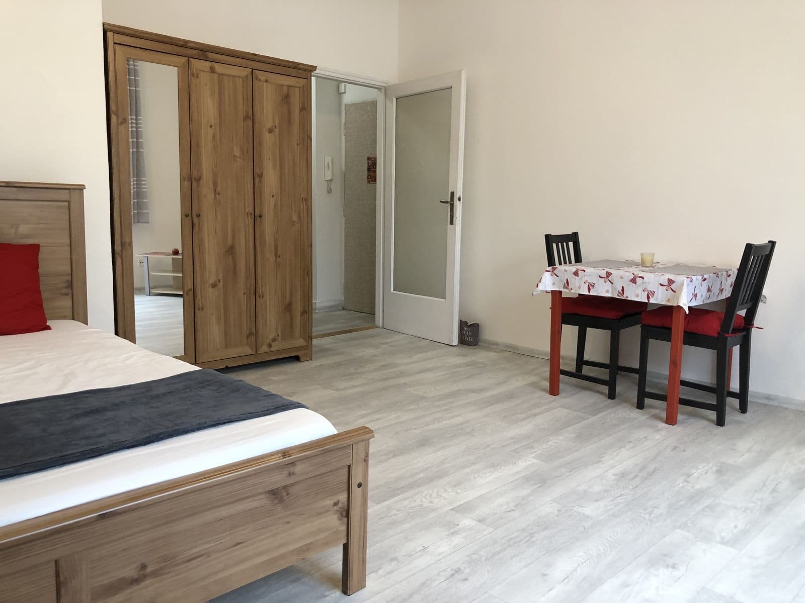 Prenájom bytu 1-izbový 35 m², Vršovická, Praha, Praha Prenájom bytu 1-izbový 35 m², Vršovická, Praha, Praha