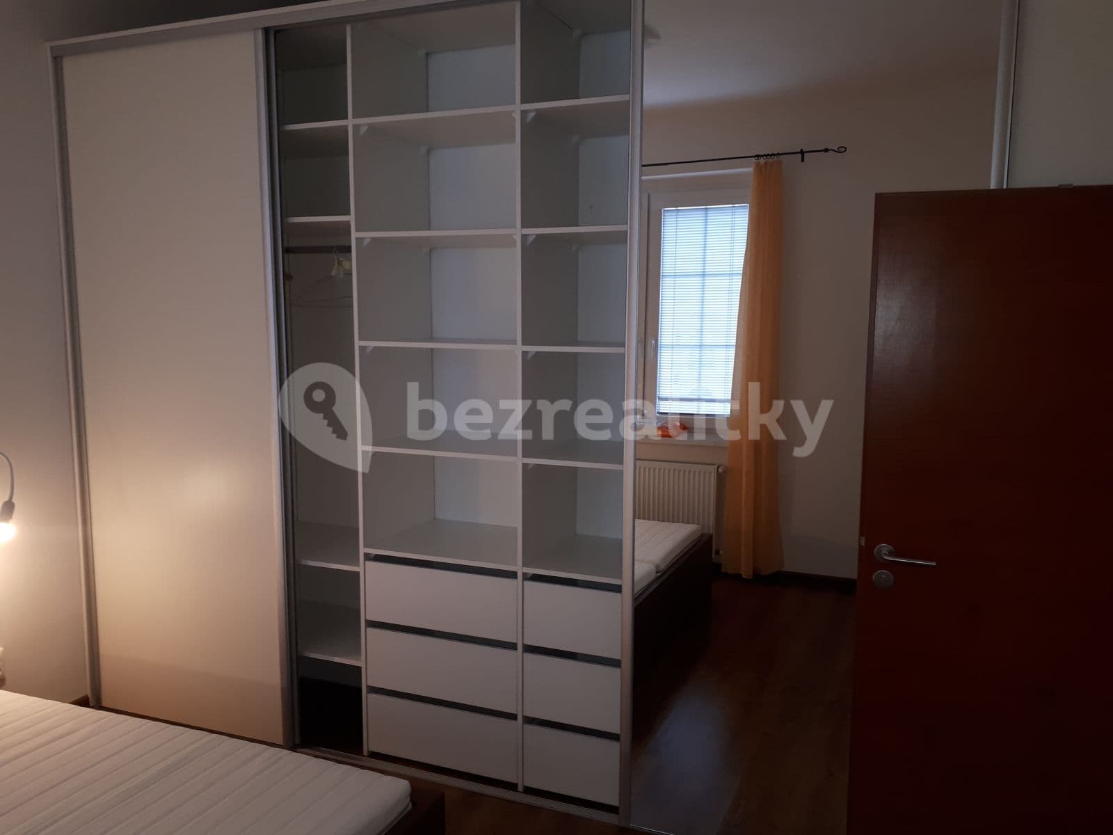 Prenájom bytu 2-izbový 72 m², Vajnorská, Nové Mesto, Bratislavský kraj Prenájom bytu 2-izbový 72 m², Vajnorská, Nové Mesto, Bratislavský kraj