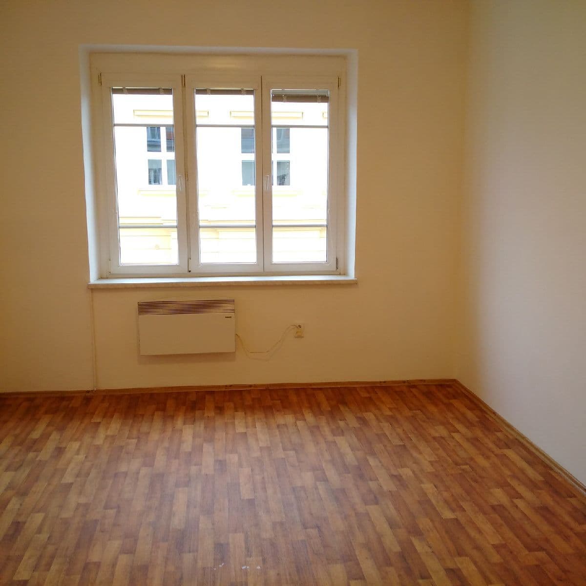 Prenájom bytu 1-izbový 25 m², V Nových Vokovicích, Praha, Praha Prenájom bytu 1-izbový 25 m², V Nových Vokovicích, Praha, Praha