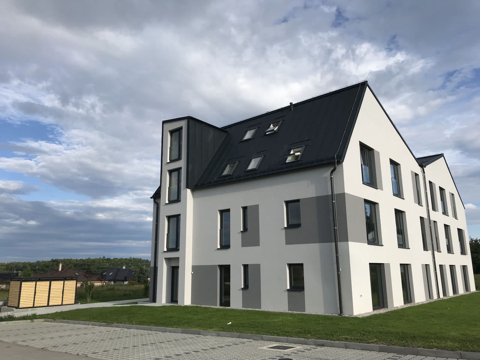 Prenájom bytu 2-izbový 44 m², Krátká, Doksy, Středočeský kraj Prenájom bytu 2-izbový 44 m², Krátká, Doksy, Středočeský kraj