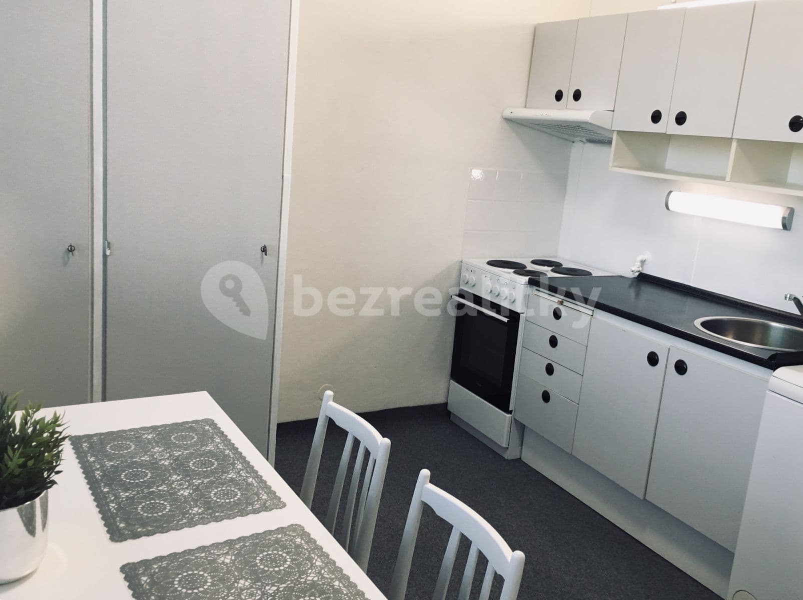 Prenájom bytu 1-izbový 33 m², Ulička, Brno, Jihomoravský kraj Prenájom bytu 1-izbový 33 m², Ulička, Brno, Jihomoravský kraj