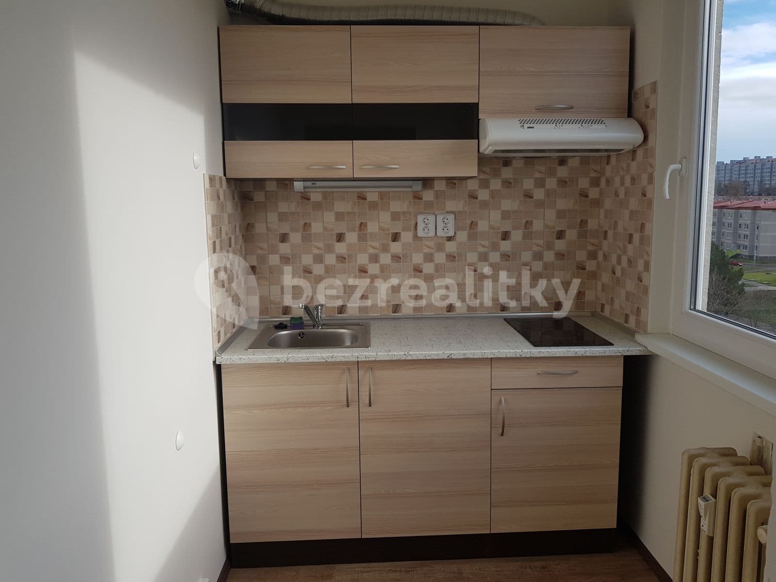 Prenájom bytu 1-izbový 32 m², Angelovova, Praha, Praha Prenájom bytu 1-izbový 32 m², Angelovova, Praha, Praha