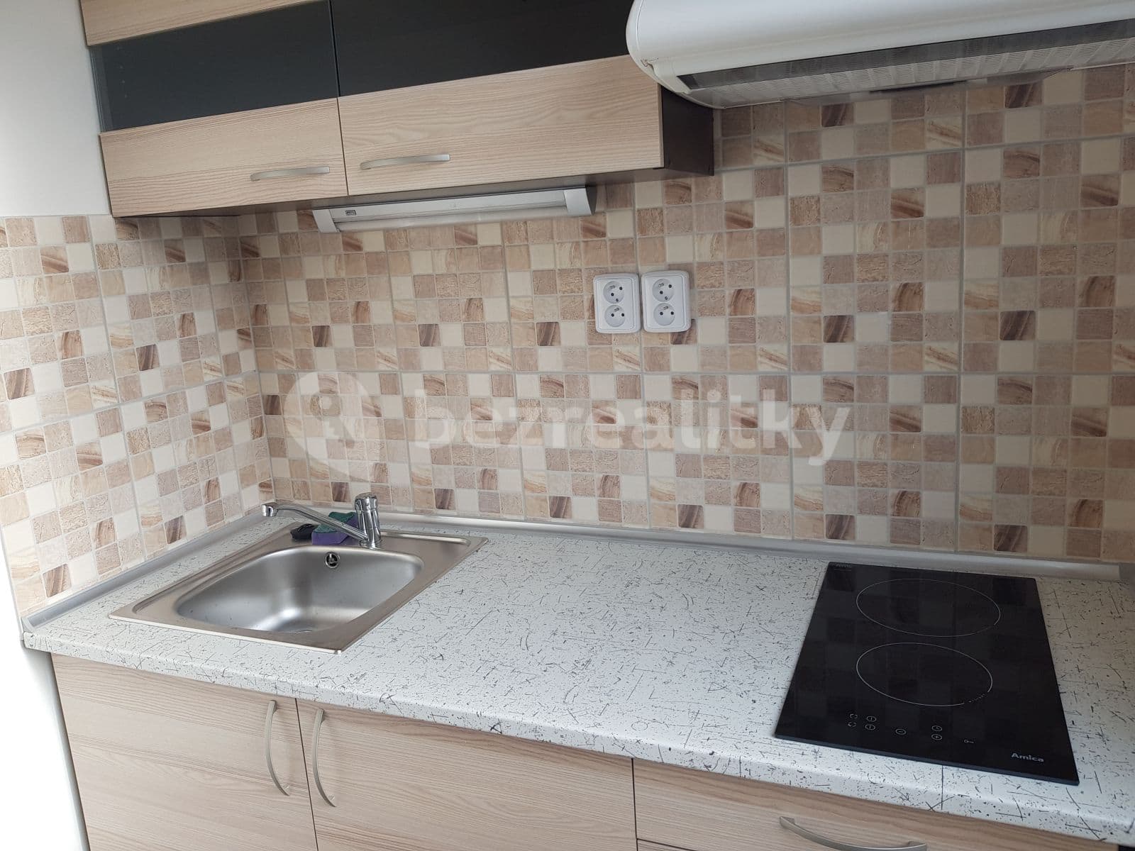 Prenájom bytu 1-izbový 32 m², Angelovova, Praha, Praha Prenájom bytu 1-izbový 32 m², Angelovova, Praha, Praha